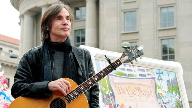 Jackson Browne - Jackson Browne Tests Positive for Coronavirus: "You Have to Assume You Have It" - hollywoodreporter.com