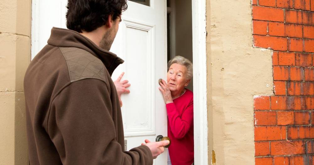 Coronavirus scam warning as door-to-door crooks target elderly and vulnerable - dailystar.co.uk - Britain - Scotland