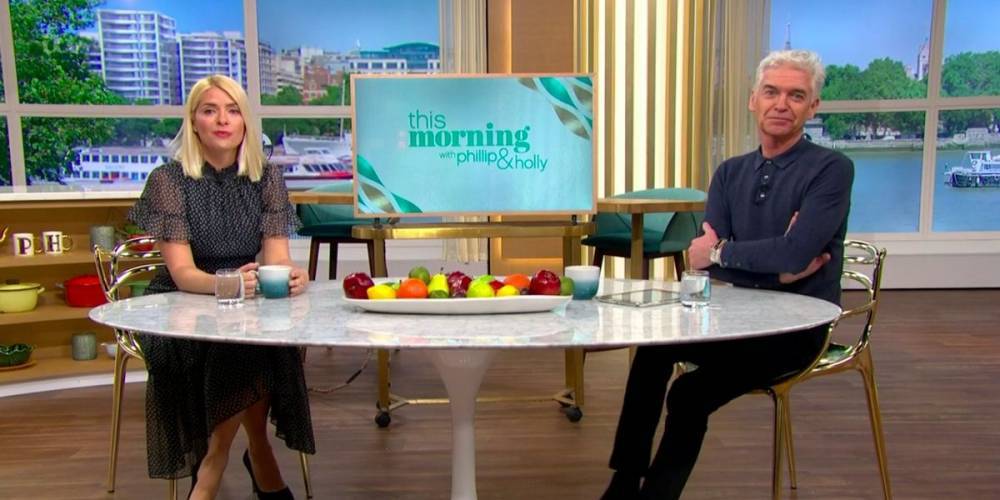 Phillip Schofield - This Morning's Phillip Schofield forced to clarify "live shot" of traffic in background after viewer concern - digitalspy.com