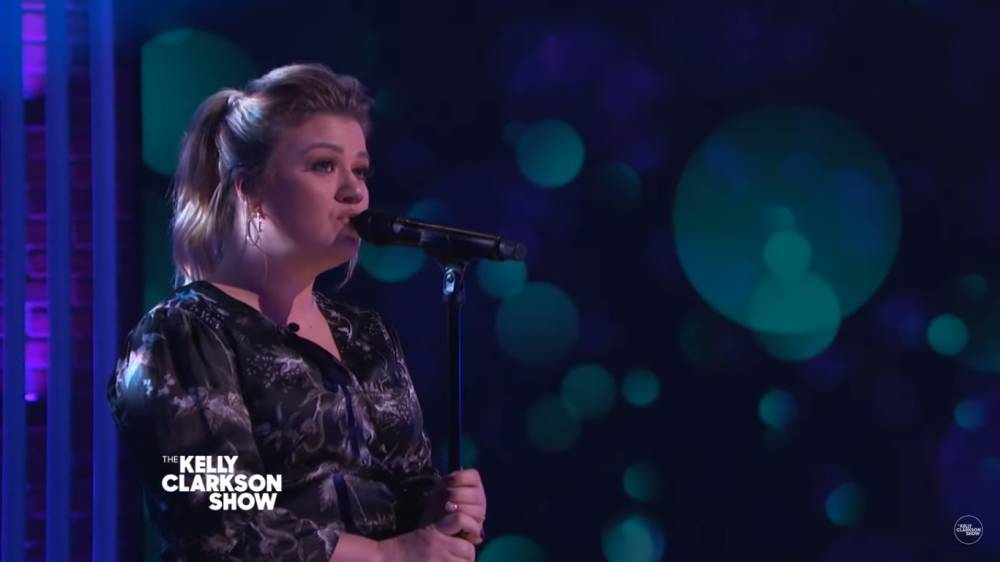 Kelly Clarkson - Mariah Carey - Kelly Clarkson Performs Stunning Cover Of Sam Smith’s ‘Too Good At Goodbyes’ - etcanada.com - state Montana