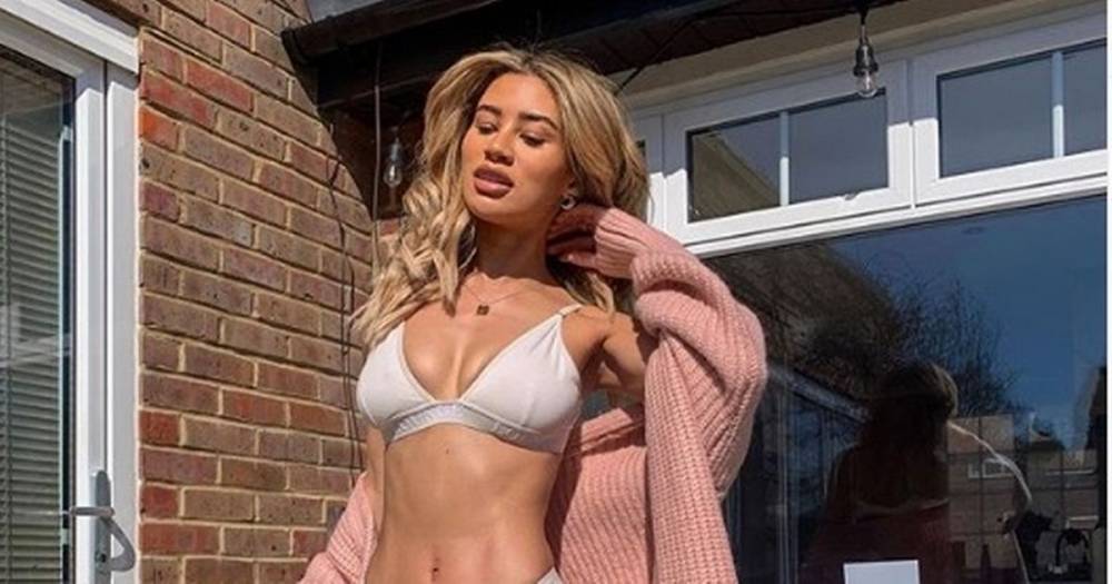 Lucie Donlan - Montana Brown poses in lingerie in her garden as she volunteers to help NHS - mirror.co.uk - Georgia - state Montana