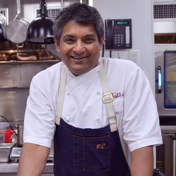 Floyd Cardoz - Top Chef Masters Winner Floyd Cardoz Dead at 59 After Testing Positive for Coronavirus - eonline.com - Usa - India - state New Jersey - county Centre