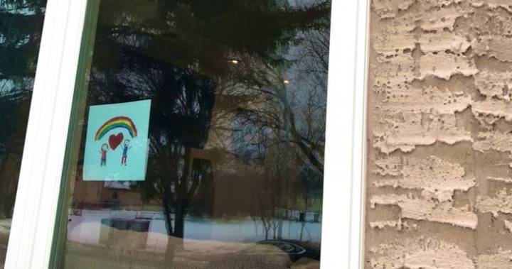 Winnipeg students use window art to show support for coronavirus frontline workers - globalnews.ca