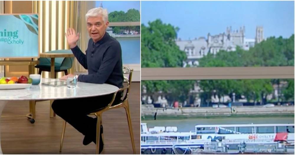 Holly Willoughby - Phillip Schofield - This Morning's Holly and Phil forced to give away set secret as people walk past studio during lockdown - manchestereveningnews.co.uk - Britain