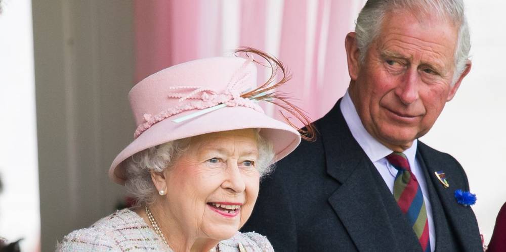 Charles Princecharles - Elizabeth Ii II (Ii) - Rebecca Britain - Queen Elizabeth Met With Prince Charles, Who Has Coronavirus, Two Weeks Ago - marieclaire.com - Britain - county Charles