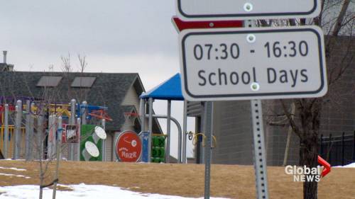 Emily Olsen - Will quarantine measures prompt change in Lethbridge playground zones? - globalnews.ca