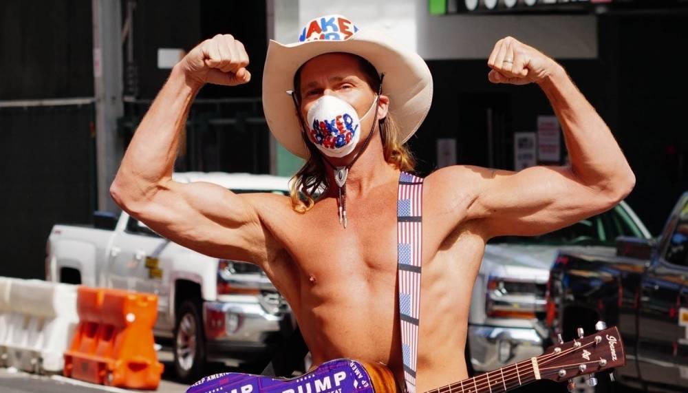Donald Trump - The Naked Cowboy Is Busking in a Face Mask During the Pandemic - justjared.com - New York