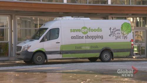 Calgarians turn to food delivery services as COVID-19 concerns grow - globalnews.ca