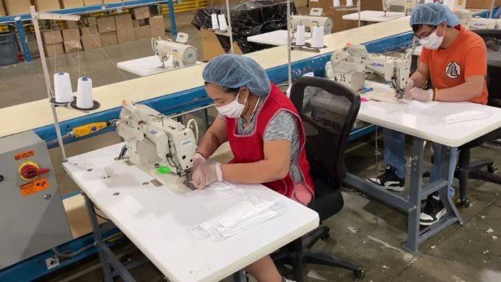 Mike Lindell - MyPillow shifting 75% of production to make face masks for hospitals - fox29.com - state Minnesota