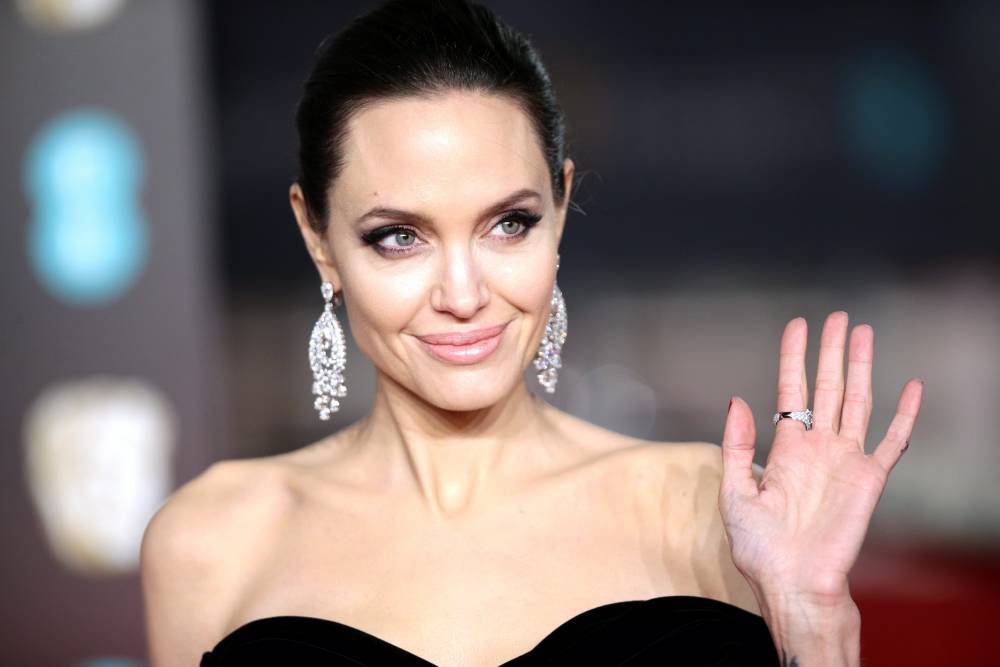 Angelina Jolie - Angelina Jolie Donates $1M To Group That Offers Meals To Children Who Rely On School Lunches - etcanada.com - Usa
