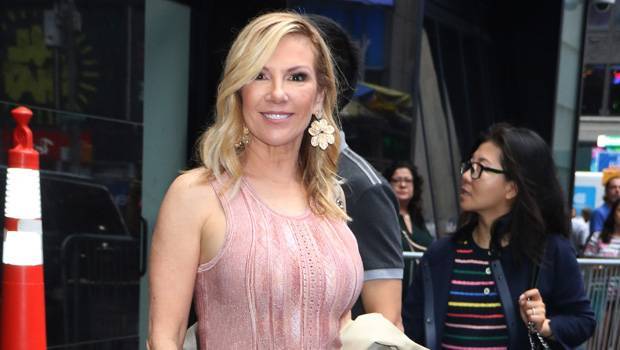 ‘RHONY’s Ramona Singer Mops Her Floors In A Nightie Fans Are Living For It — Watch - hollywoodlife.com - city New York - city Boca Raton