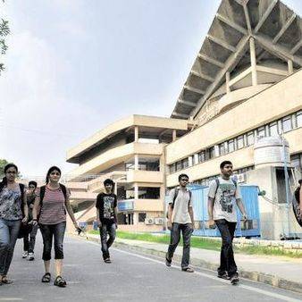 Covid-19: Leading engineering, B-Schools move online - livemint.com - city New Delhi