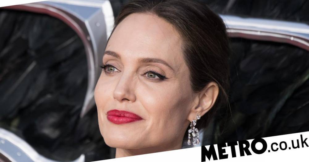Angelina Jolie - Angelina Jolie donates $1m to coronavirus charity for underprivileged children - metro.co.uk - Usa