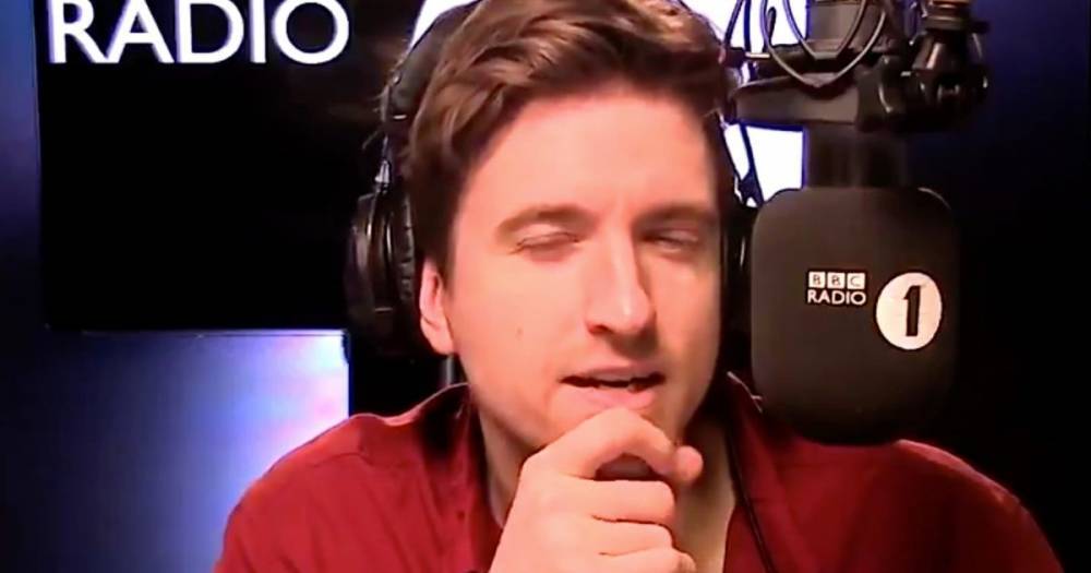 Greg James - Greg James gives caller wrong Game of Thrones clue in Radio 1 quiz blunder - mirror.co.uk