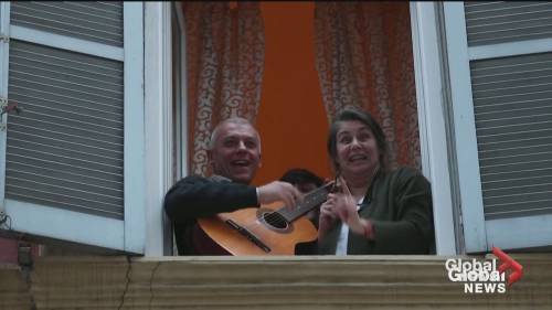 Laura Casella - Joey Elias - Singing together to get through COVID-19 - globalnews.ca - Italy