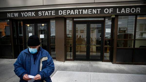 Coronavirus impact: US jobless claims surged to record 3.28 mn last week - livemint.com - Usa - India - area District Of Columbia
