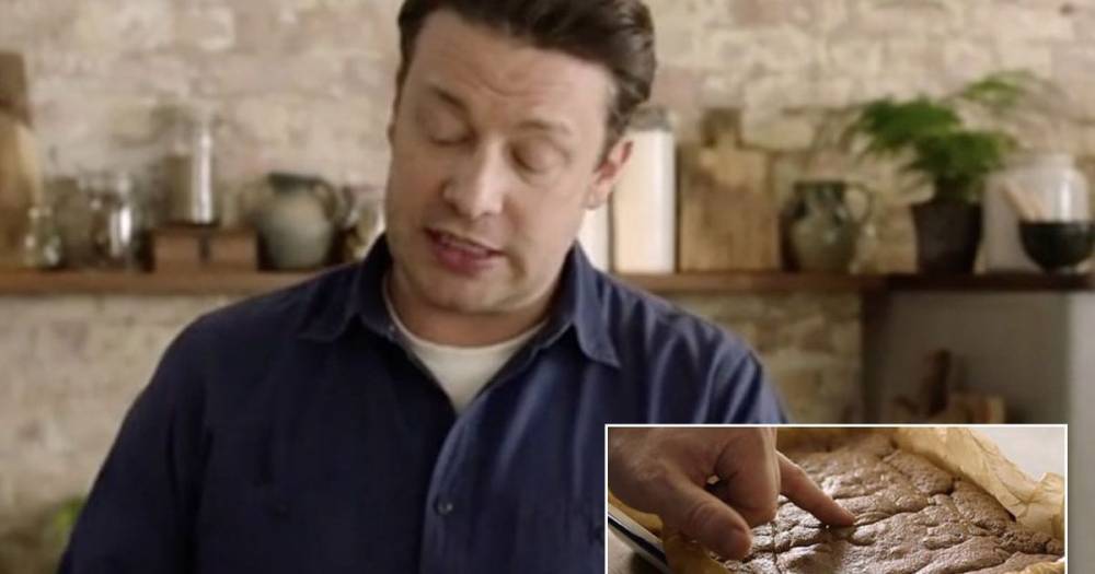 Jamie Oliver - Carry On - Jamie Oliver's no eggs cake recipe is perfect for coronavirus lockdown - mirror.co.uk
