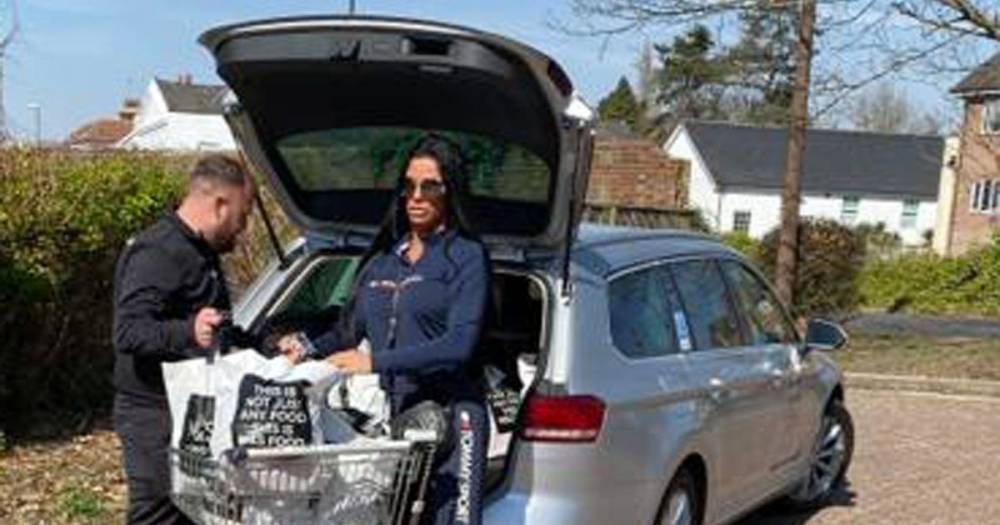 Katie Price - Coronavirus: Katie Price stockpiles a car boot full of MS food on shopping trip - mirror.co.uk