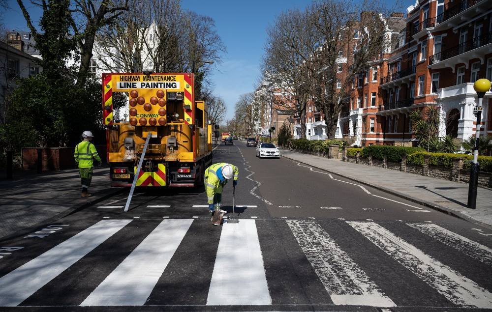 Boris Johnson - Abbey Road crosswalk made famous by Beatles repainted during coronavirus lockdown - nme.com - Britain
