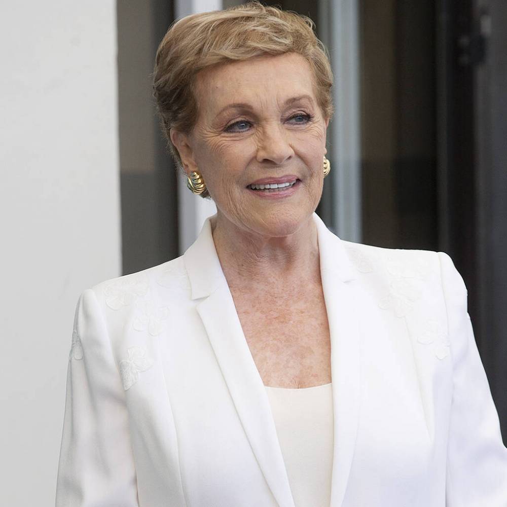 Julie Andrews - Mary Poppins - Julie Andrews reminded of World War II unity amid coronavirus crisis - peoplemagazine.co.za