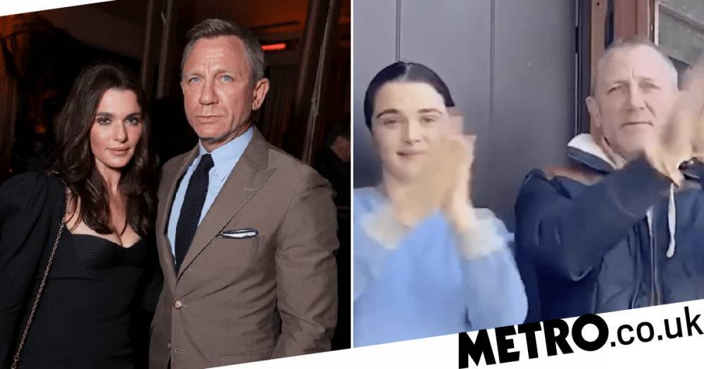 Daniel Craig - Rachel Weisz - Rory Kinnear - Daniel Craig and Rachel Weisz make rare public appearance as they join James Bond stars to clap for NHS amid coronavirus pandemic - metro.co.uk - Britain