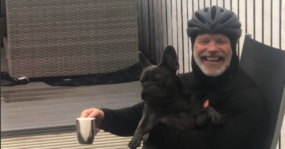 John Hughes - Watch brilliant moment John 'Yogi' Hughes visits beloved family pooch after incredible 25-mile cycle journey - dailyrecord.co.uk - Scotland