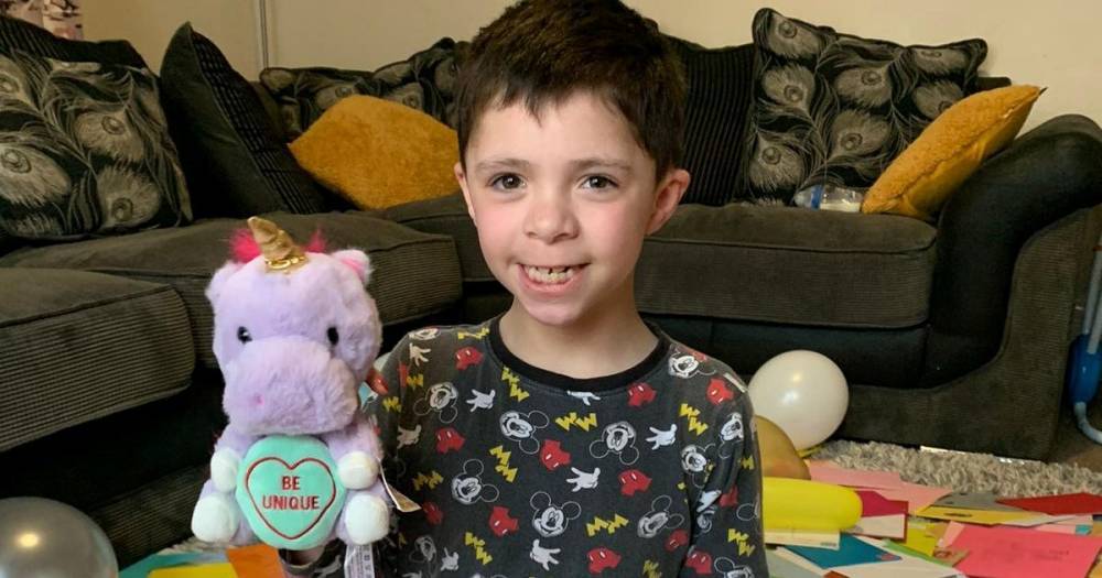 Deaf and autistic boy, 9, 'with no friends' receives 700 birthday cards from strangers - mirror.co.uk - Usa - Australia