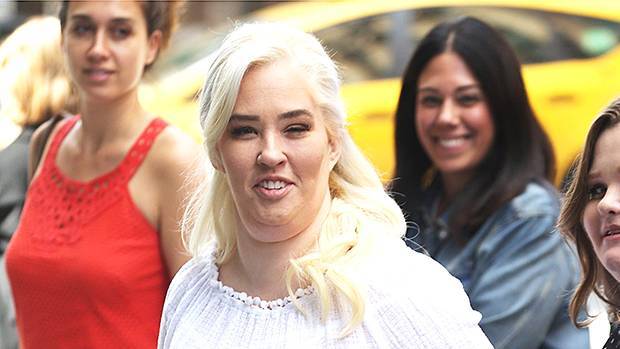 June Shannon - Adam Barta - Mama June Smiles Reveals Missing Front Tooth During Trip To The Market Amidst Quarantine - hollywoodlife.com