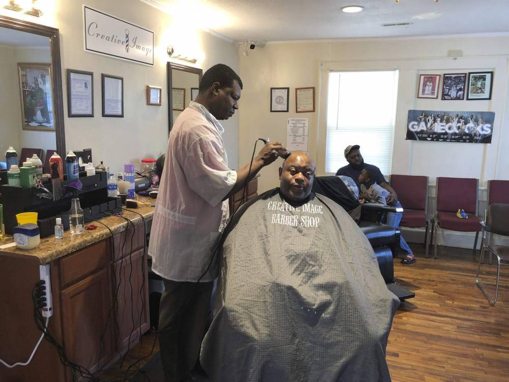 Living outside lockdown: Barbers, beauty shops still open - clickorlando.com - state South Carolina - city Elgin