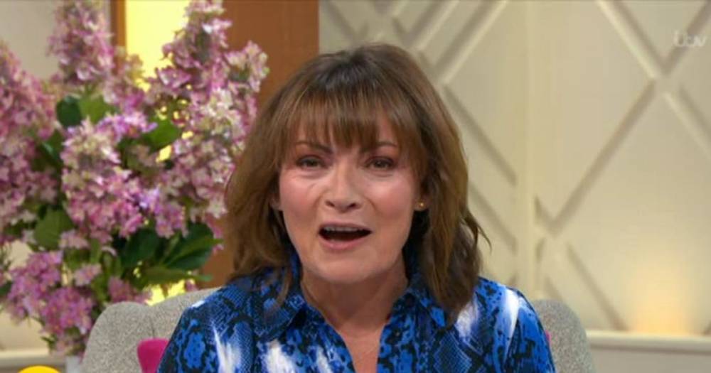Lorraine Kelly - Lorraine Kelly rages at youths coughing at NHS staff 'I'd kick their a***s' - mirror.co.uk