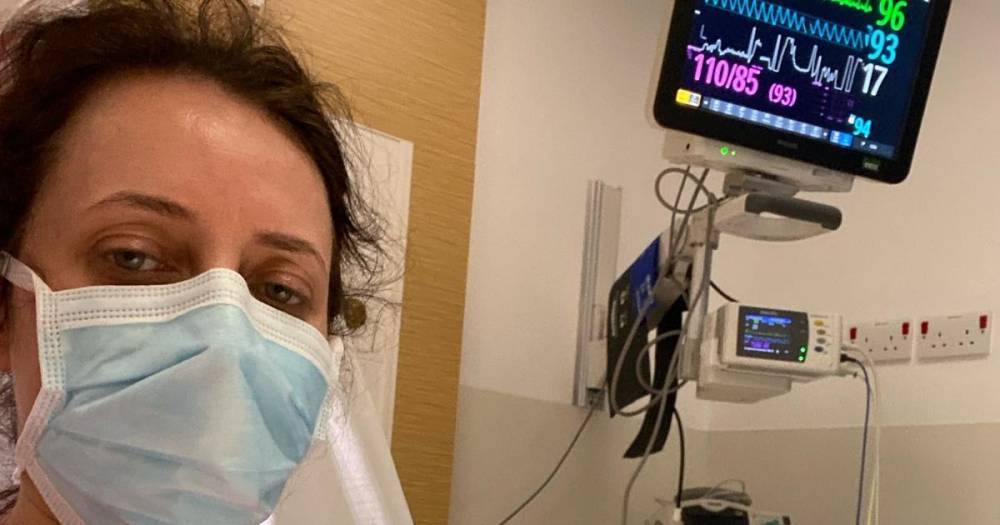 Helen Ducker - "Now I’m a bit of a tough nut... however I’m bricking it" - Woman with coronavirus symptoms shares pictures from hospital bed - manchestereveningnews.co.uk