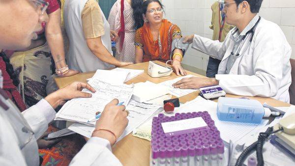 Stigma, acute shortage of kits act as hurdles for Covid-19 testing in private labs - livemint.com - India