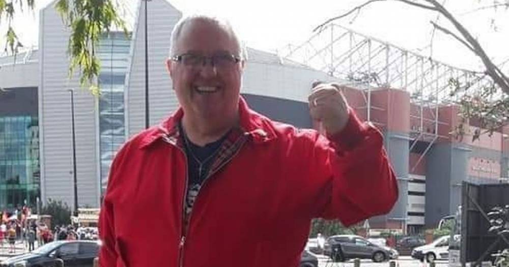 Manchester United supporters rally round popular fan who is fighting for life with Covid-19 - manchestereveningnews.co.uk - city Manchester