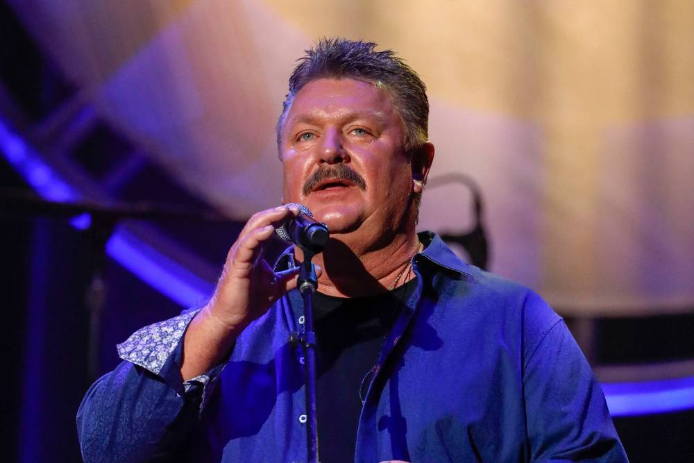 Joe Diffie - Scott Adkins - Country singer Joe Diffie dies of coronavirus complications - nypost.com - New York - state Tennessee - city Nashville, state Tennessee - state Oklahoma - county Tulsa