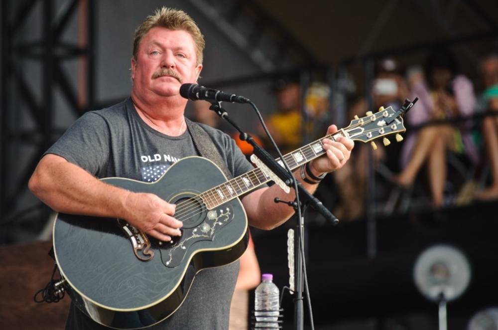 Joe Diffie - Joe Diffie's Essential Tracks, From 'Home' to 'Third Rock from the Sun' - billboard.com