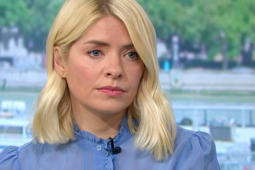 Holly Willoughby - Phillip Schofield - Holly Willoughby reveals extreme mood swings as she admits being ‘desperately sad’ after coronavirus isolation weekend - thesun.co.uk