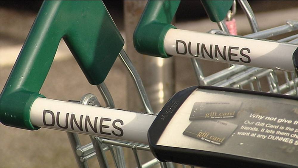 Dunnes Stores agree to pay workers Covid-19 premium - rte.ie