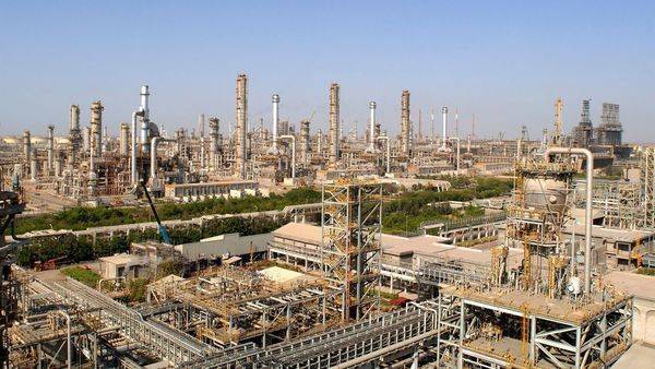HPCL invokes force majeure on Iraqi oil: Report - livemint.com - city New Delhi - India - Iraq
