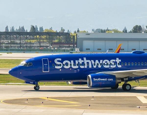 Southwest Airlines Honors Healthcare Professionals With Touching Message Amid Coronavirus Pandemic - eonline.com - city New York - state Georgia - city Atlanta, state Georgia