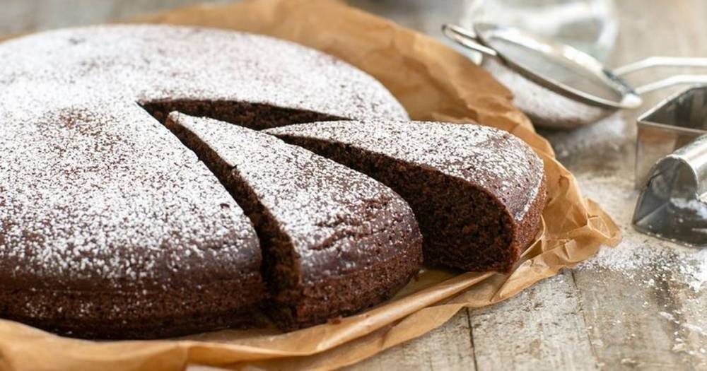Simple cake recipe lets you bake dessert without using milk, butter or eggs - dailystar.co.uk