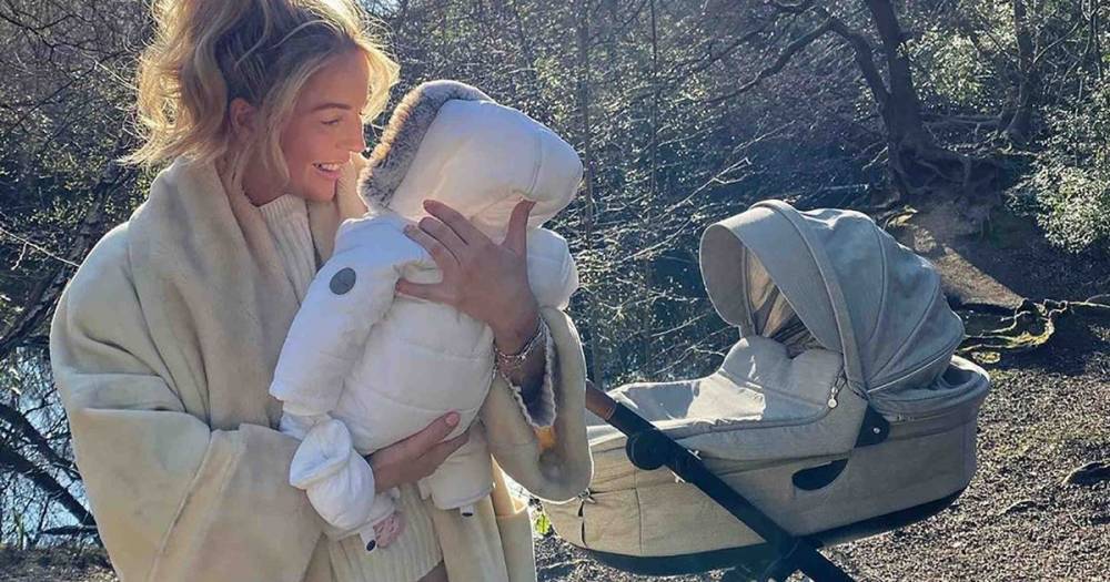 Lydia Bright - Loretta Rose - Lydia Bright shares sweet picture of baby Loretta Rose as they isolate at home - mirror.co.uk
