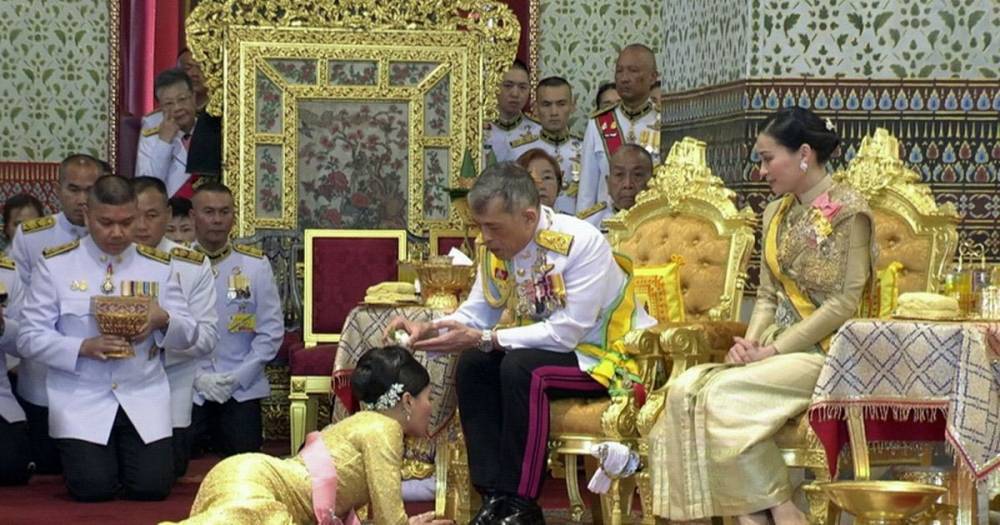 Maha Vajiralongkorn - Coronavirus: King of Thailand self-isolates with 20 girlfriends at luxury hotel - dailystar.co.uk - Thailand - Germany