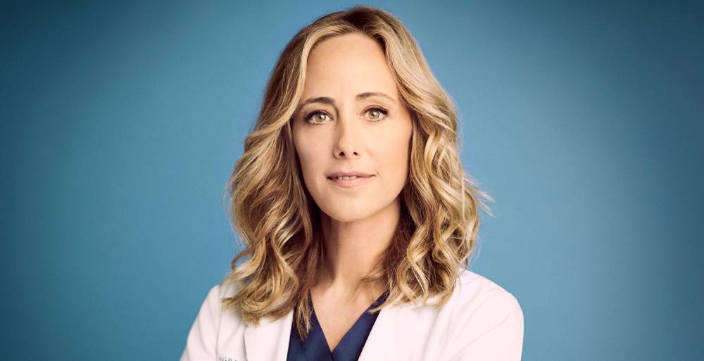 'Grey's Anatomy' Star Kim Raver Says Health Safety 'Surpasses All' After Current Season Gets Shortened - justjared.com