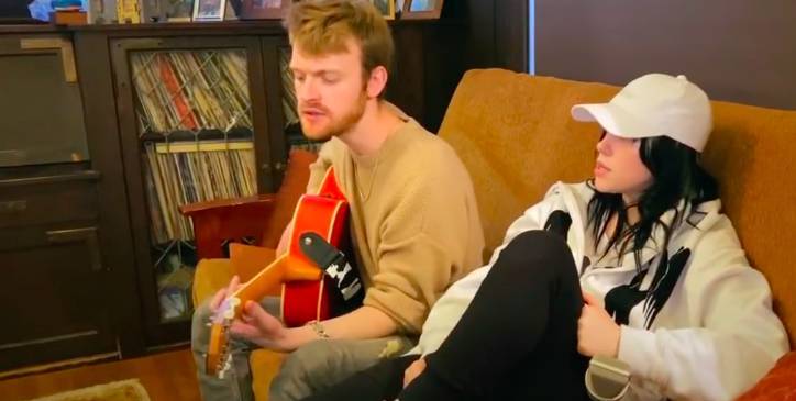 Elton John - Billie Eilish - Billie Eilish Performed a Laidback Acoustic Version of 'Bad Guy' From Her Couch - marieclaire.com