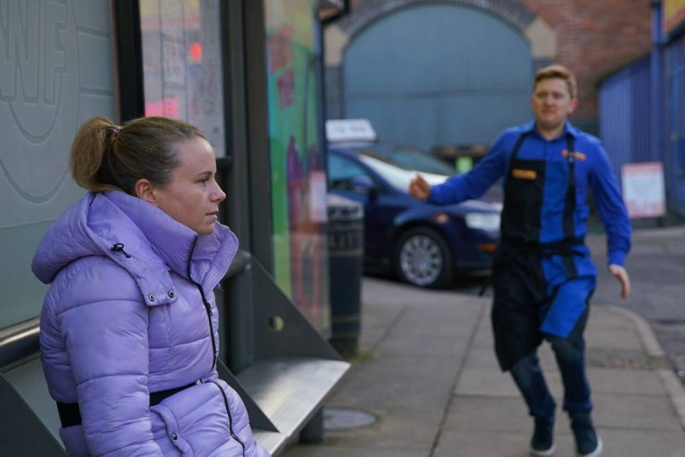 Rose Campbell - Coronation Street spoilers: Chesney horrified as Gemma leaves the quads alone on a bus - thesun.co.uk