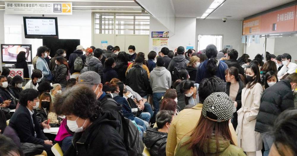 Shinzo Abe - Japan banning foreign nationals from country amid 'level 3' coronavirus warning - dailystar.co.uk - China - South Korea - Japan - Usa - city Tokyo