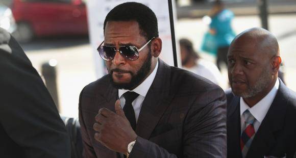 R Kelly seeks release from prison; Expresses concerns about his health amid COVID 19 crisis - pinkvilla.com - city Chicago