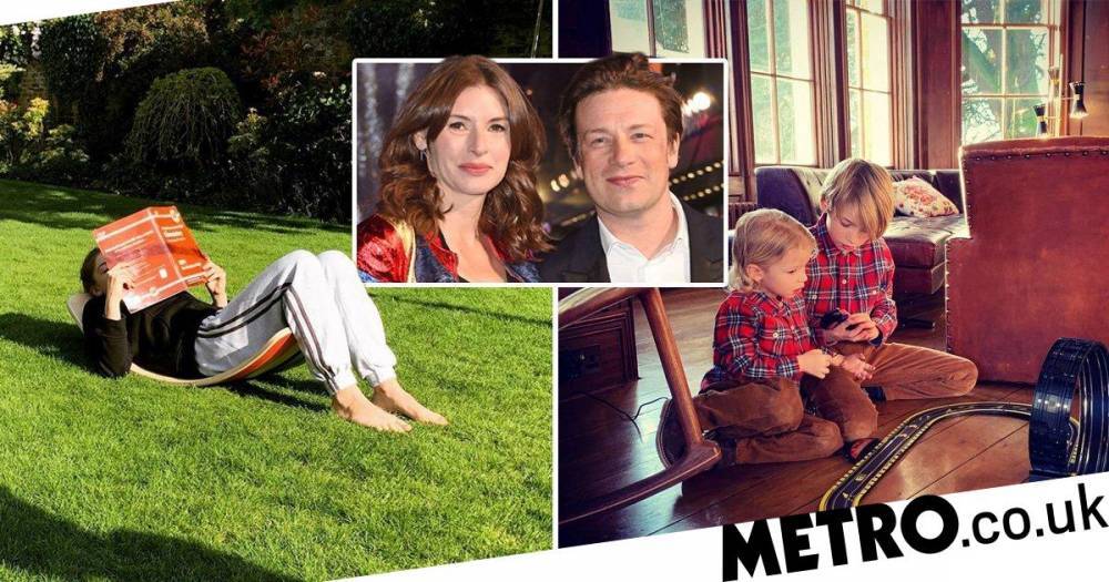 Jamie Oliver - Jools Oliver - Inside Jamie Oliver’s cosy £6m country mansion where he’s self-isolating with Jools and children - metro.co.uk - Britain