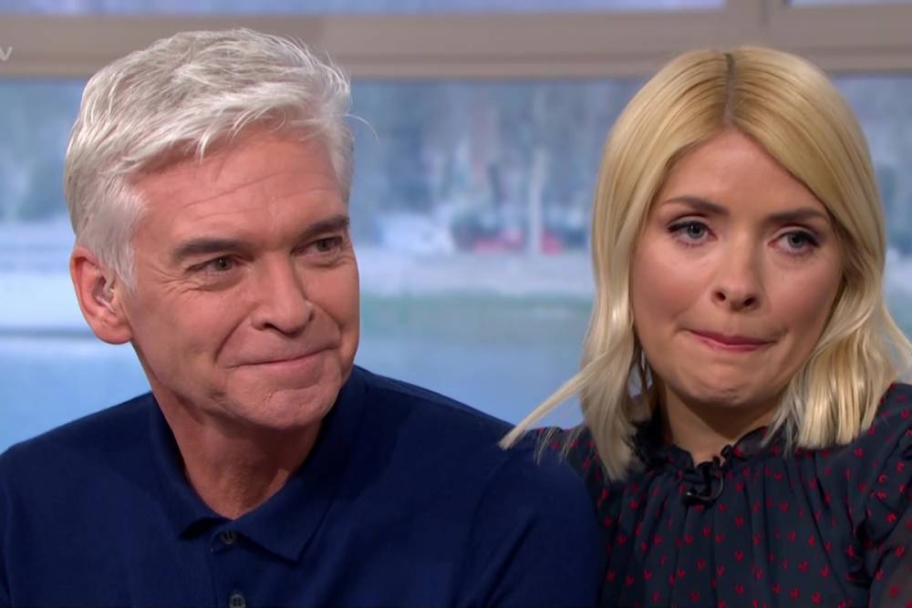 Holly Willoughby - Phillip Schofield - Holly Willoughby breaks down in tears over video of family singing in isolation - thesun.co.uk - city Kent