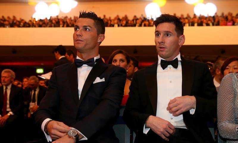 Cristiano Ronaldo - Lionel Messi - Bruno Mars - Cristiano Ronaldo and Leo Messi take solidarity pay cuts amid virus crisis - us.hola.com - Italy - Portugal